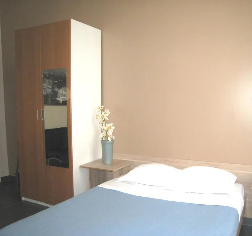 Aboukir 3 Apartment