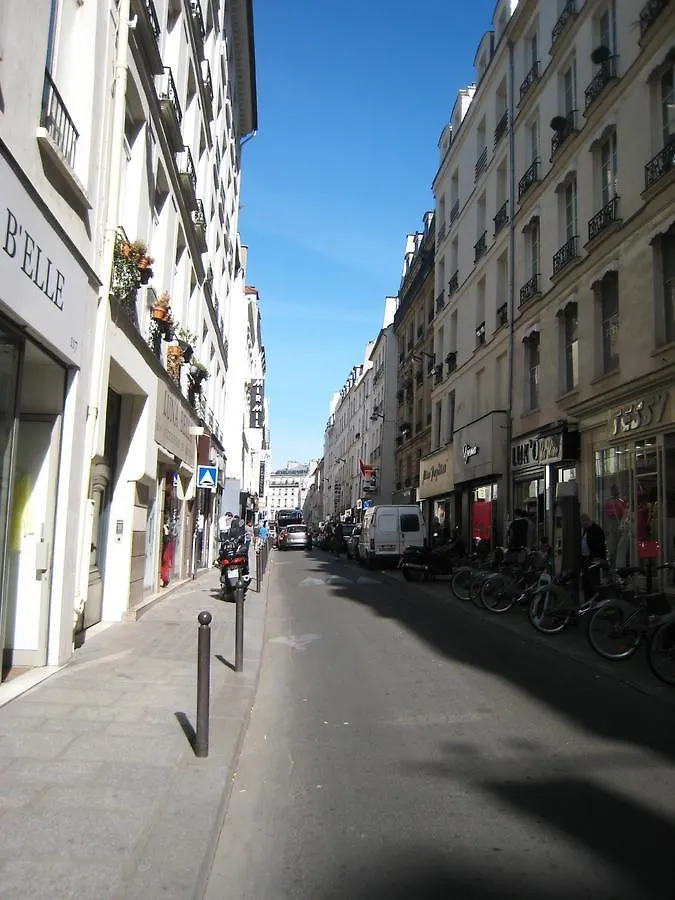 Apartment Aboukir 3 *